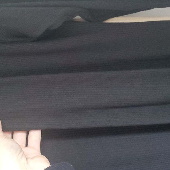 Long Black Duster with Pockets. - Picture 3 of 4